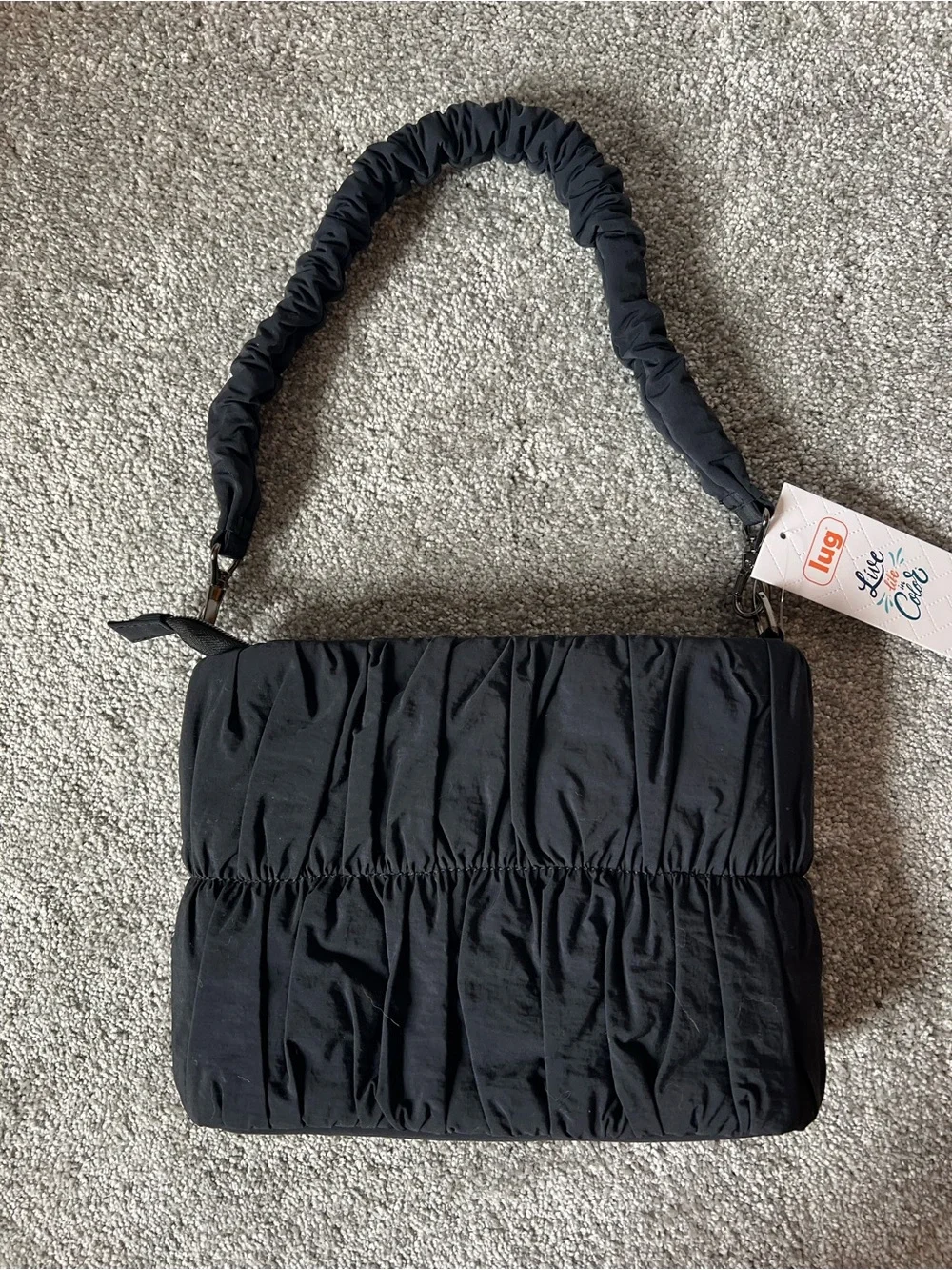 Lug Flounce cloud go black NWT includes two straps